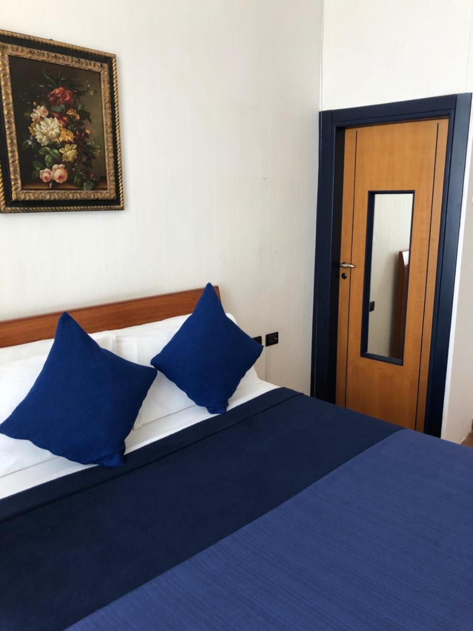 Smln Rooms & Suites Napoli Eksteriør bilde